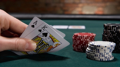Poker - Tựa game bài đỉnh cao kết hợp chiến thuật và may mắn 6 Poker 1 1